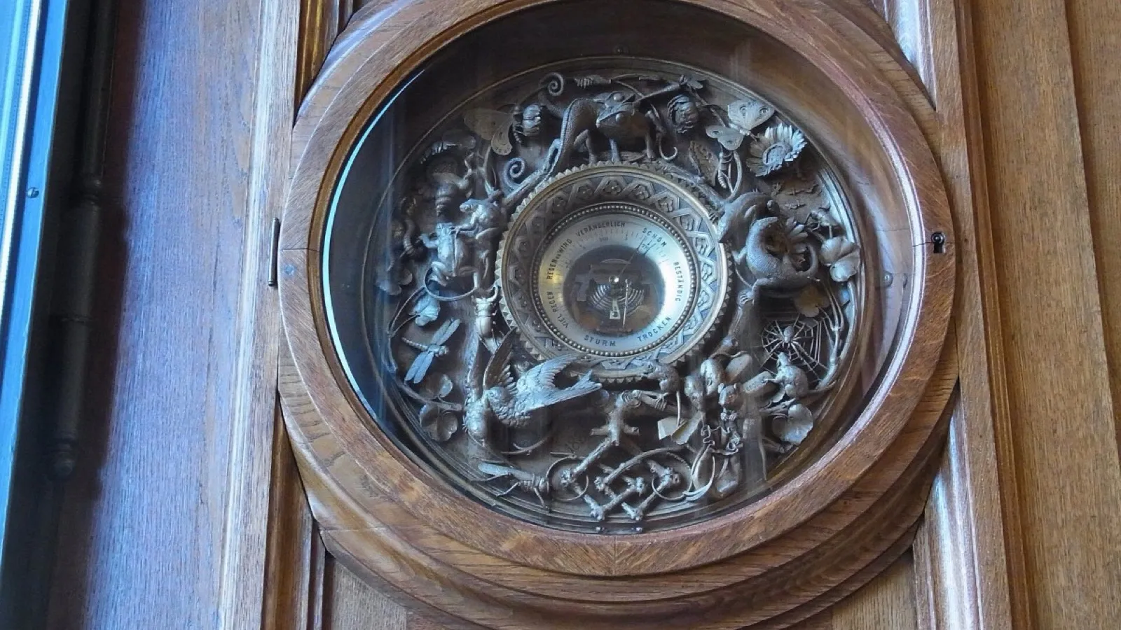 A measuring dial, which is all a score is.